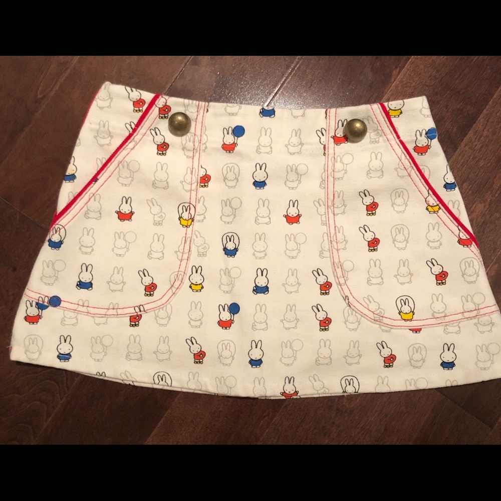 Girls skirt